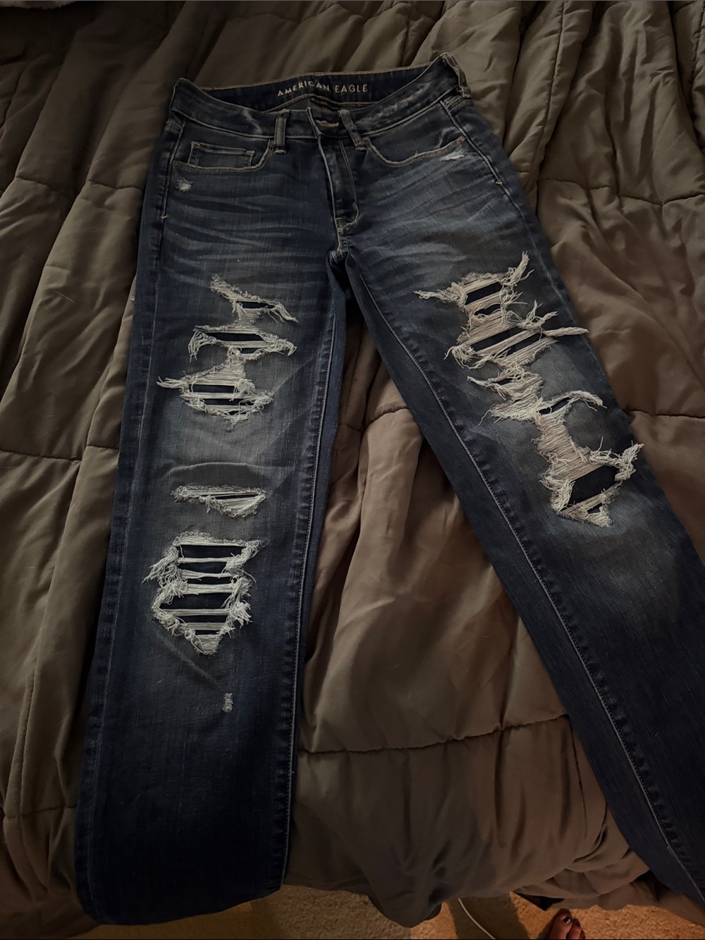 American Eagle Outfitters Dark Blue Distressed Skinny Jeans